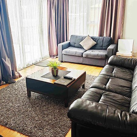 Newlands Court Motel ウェリントン エクステリア 写真
