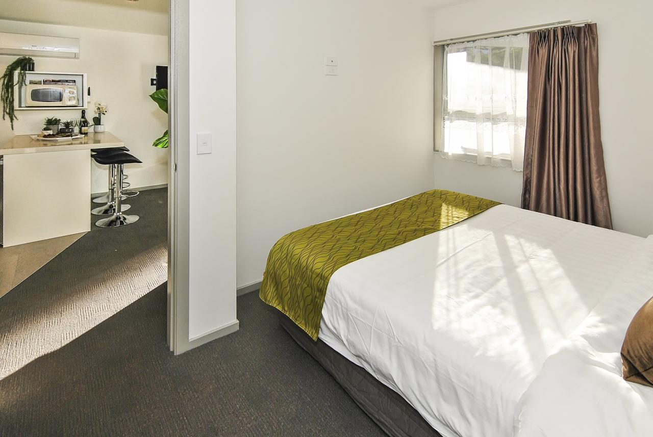 Newlands Court Motel ウェリントン エクステリア 写真